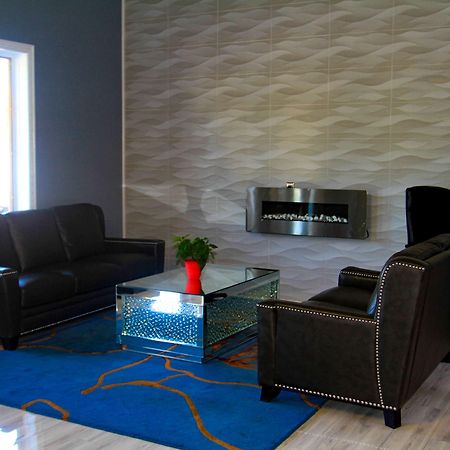 Super 8 By Wyndham Lenexa Overland Park Area/Mall Area Bagian luar foto