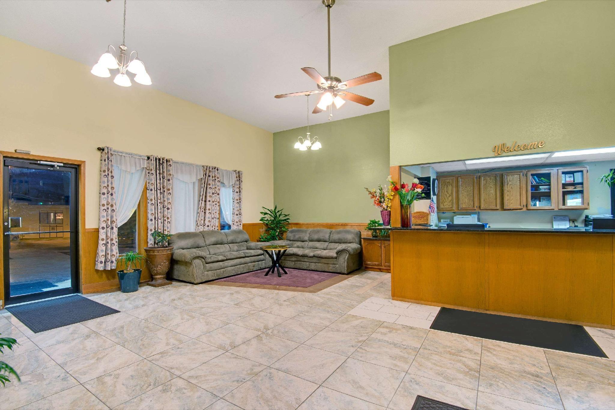 Super 8 By Wyndham Lenexa Overland Park Area/Mall Area Bagian luar foto